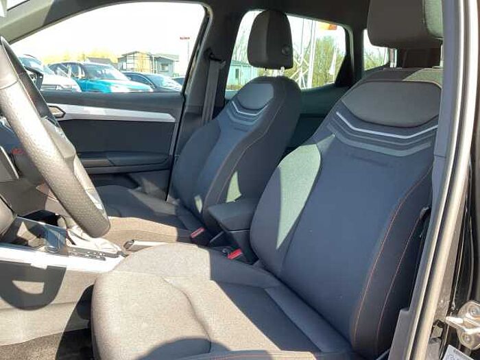 SEAT Arona 1.0 TSI FR DSG LED+ACC+NAVI+PDC+SHZ