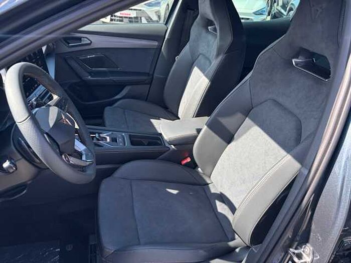 CUPRA Formentor 1.5 eTSI DSG SPUR.H EL.HECK LED PDC Cupra