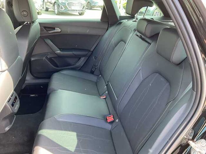 CUPRA Leon Sportstourer 1.5 eTSI DSG FLA SPURH EL.HECK Cupra