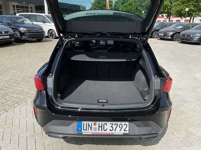CUPRA Leon Sportstourer 1.5 eTSI DSG FLA SPURH EL.HECK Cupra
