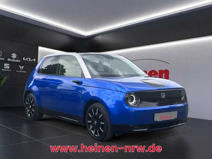 Honda e Advanc Advance TEMPO KLIMA PDC USB