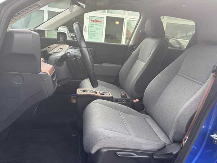 Honda e Advanc Advance TEMPO KLIMA PDC USB