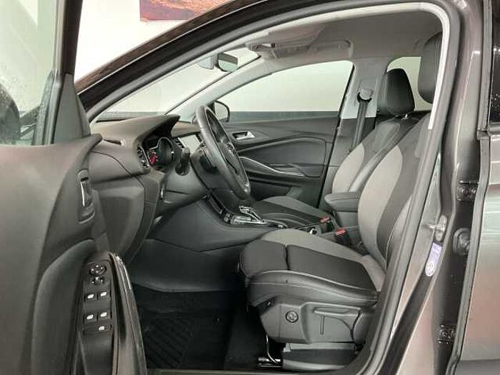 Opel Grandland 1.6 Turbo Business Edit Autom. LED NAVI X