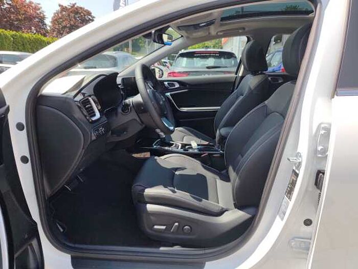 Kia ceed 1.5 T-GDI Platinum Edition PDC KAMERA cee'd