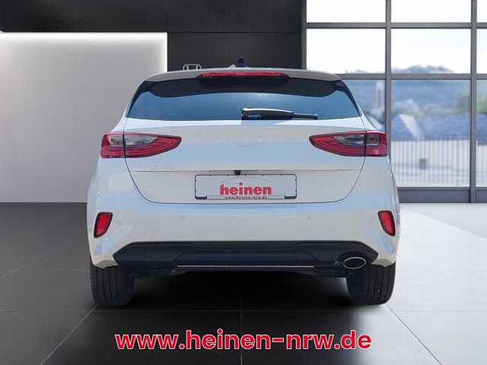 Kia ceed 1.5 T-GDI Platinum Edition PDC KAMERA cee'd