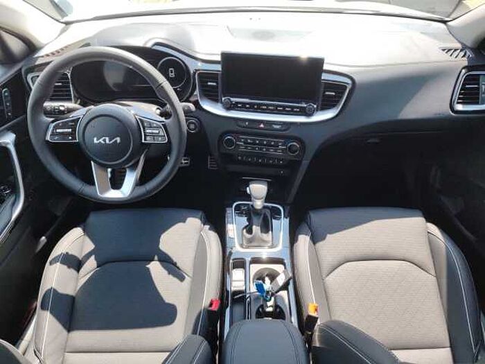 Kia ceed 1.5 T-GDI Platinum Edition PDC KAMERA cee'd