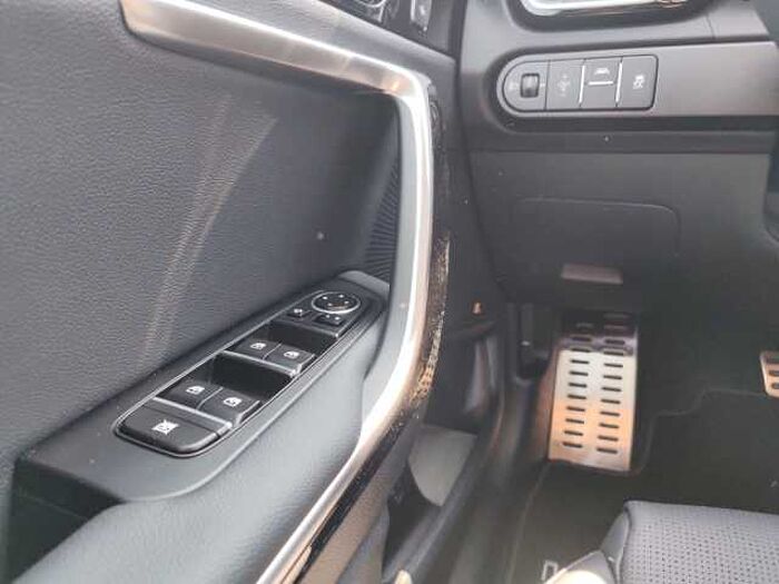 Kia ceed 1.5 T-GDI Platinum Edition PDC KAMERA cee'd