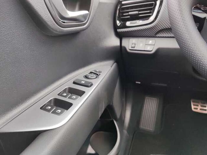 Kia Stonic 1.0 T-GDI GT Line NAVI PDC LED KAMERA