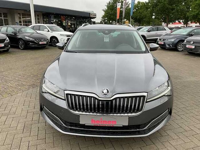 SKODA Superb Combi 1.5 TSI ACT Style Kamera/PDC