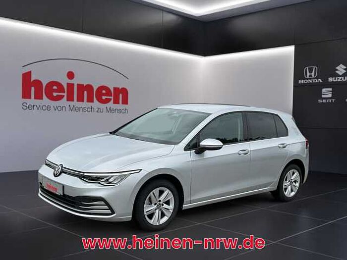 Volkswagen Golf VIII 2.0 TDI Life Aut. NAVIGATION/KAMERA/ACC