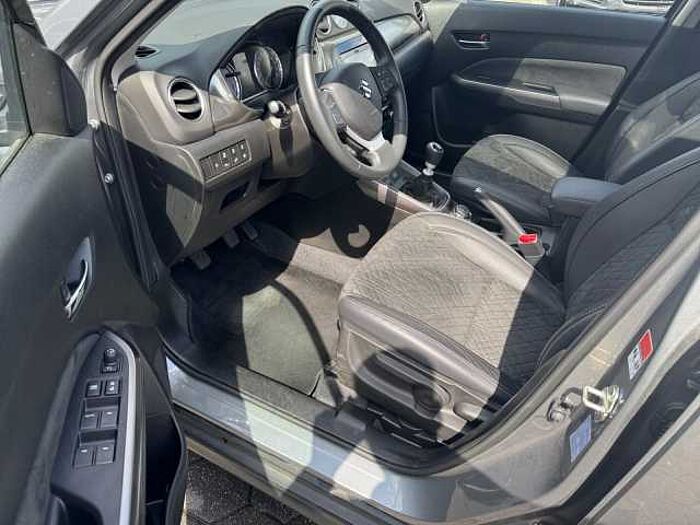 Suzuki VITARA 1.4 COMFORT PLUS ALLRAD PANO + NAVI + DAB Comfort+