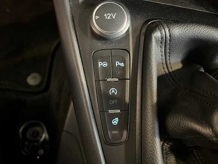 Ford Focus 1.0 ST-Line LED SITZ & LENKRADHEIZUNG