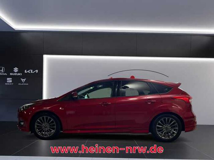 Ford Focus 1.0 ST-Line LED SITZ & LENKRADHEIZUNG