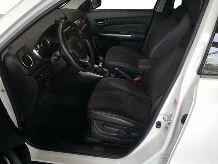 Suzuki VITARA 1.4 COMFORT+ ALLGRIP NAVI+KESSY+LM+LED