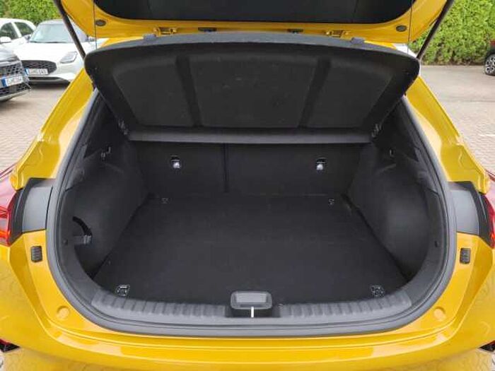 Kia Xceed 1.6 T-GDi GPF 7DCT Spring Edition LED+LM+BT