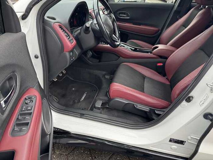 Honda HR-V 1.5 VTEC-TURBO Sport NAVI AHK ABNEHMBAR