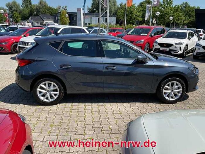 SEAT Leon 1.5 eTSI Road Edition DSG NAVIGATION/KAMERA