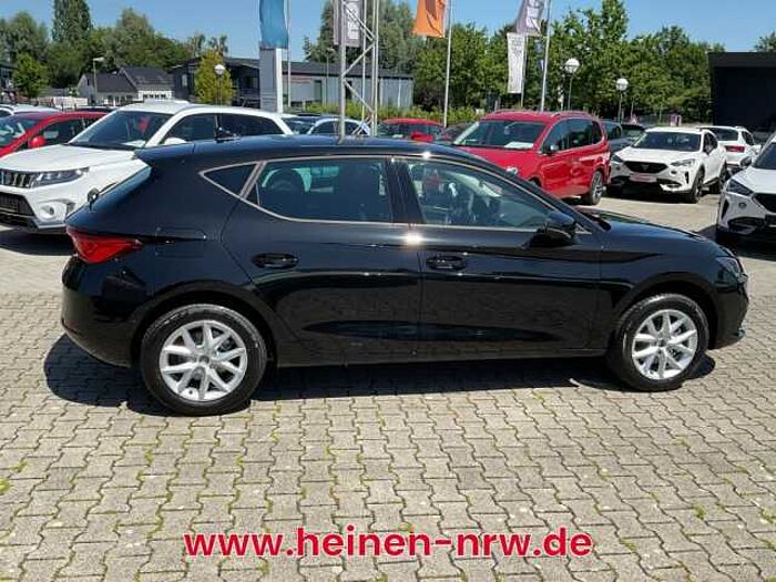SEAT Leon 1.5 eTSI Road Edition DSG NAVI/KAMERA/ACC