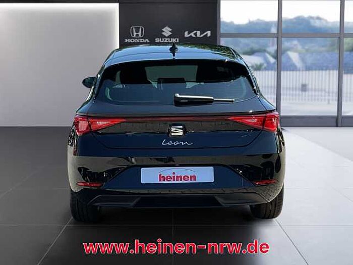 SEAT Leon 1.5 eTSI Road Edition DSG NAVI/KAMERA/ACC