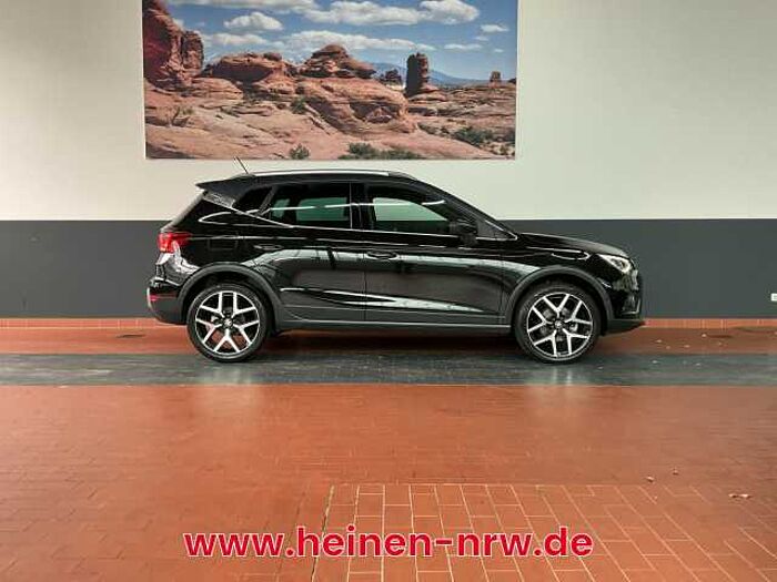SEAT Arona 1.0 TSI DSG FR Beats LED+NAVI+ACC+KAMERA
