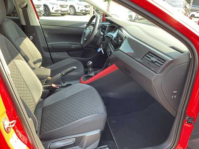 Volkswagen Polo VI 1.0 Join Navi+SHZ+Winterp.+2xKlima+LM