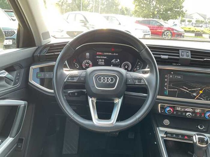Audi Q3 40 2.0 TFSI quattro advanced LED+Navi+SHZ+LM