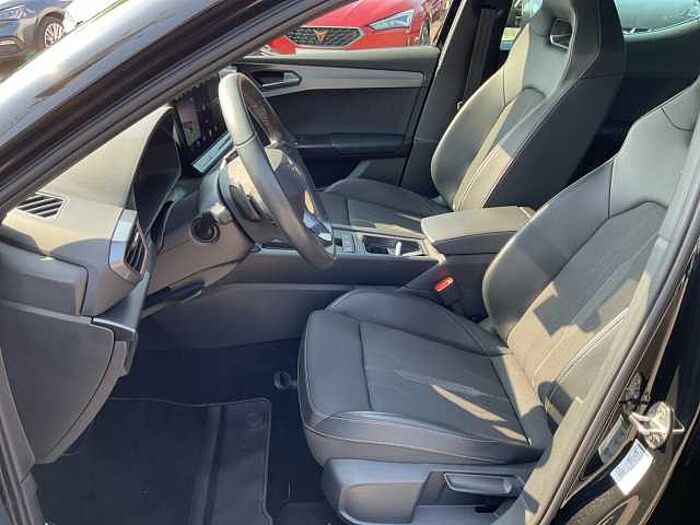 CUPRA Leon VZ 2.0 TSI DSG LANE+FRONT ASSIST+AMBIENTE