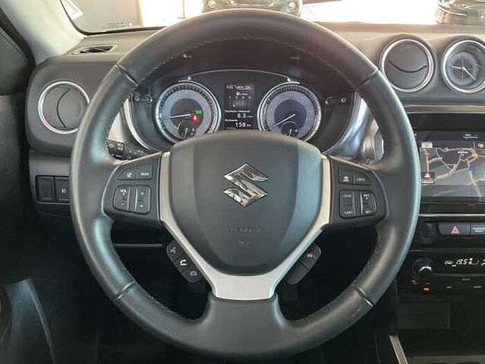 Suzuki VITARA 1.4 COMFORT+ ALLGRIP LED NAVI PANO KAMERA