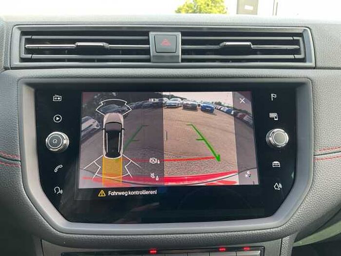 SEAT Arona 1.0 TSI FR Beats ACC+LED+SHZ+KAMERA+PDC v+h