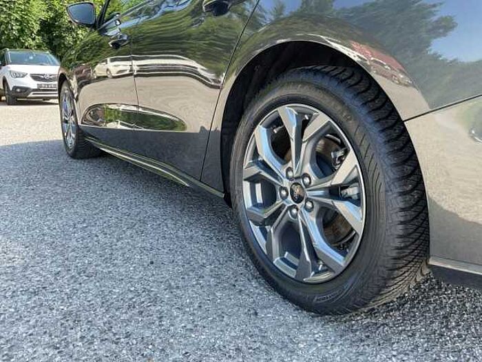 Ford Focus Turnier 1.0 EcoBoost ST-Line X NAVI SHZ LHZ