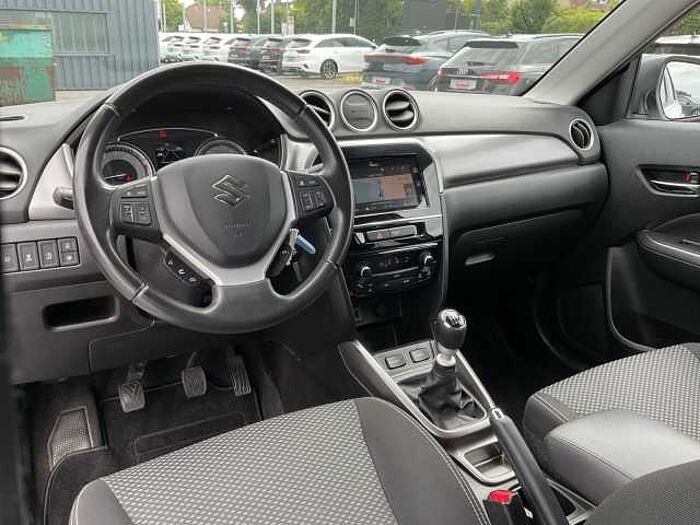 Suzuki VITARA 1.4 Comfort Hybrid ACC NAV SHZ DAB LED