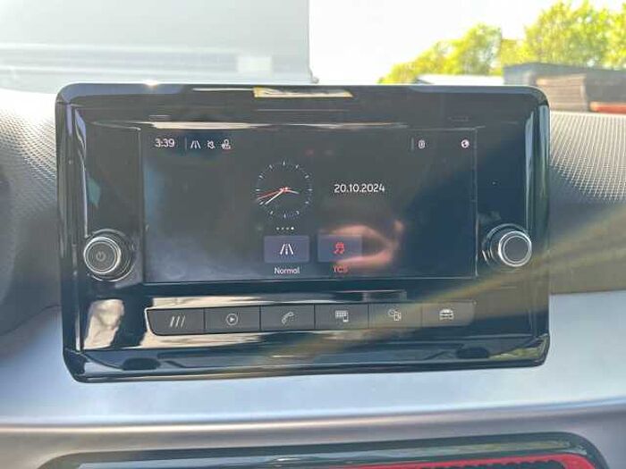 SEAT Arona 1.0 FR Line LED CARPLAY/ ANDROID-AUTO FR-Line