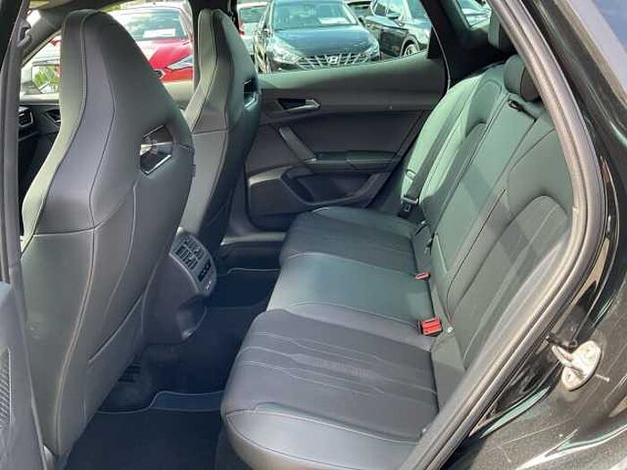 CUPRA Formentor 1.4 e-Hybrid DSG NAVI LED WINTER PANO