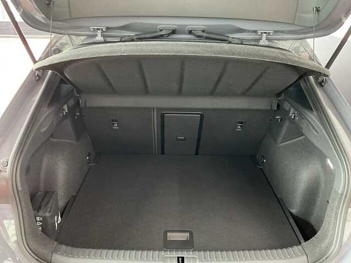 CUPRA Formentor 1.5 TSI DSG LED NAVI KAMERA KESSY ACC Basis