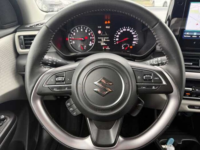 Suzuki Swift 1.2 Mild-Hybrid Comfort+ NAVI LED ACC Dualjet 61 kW