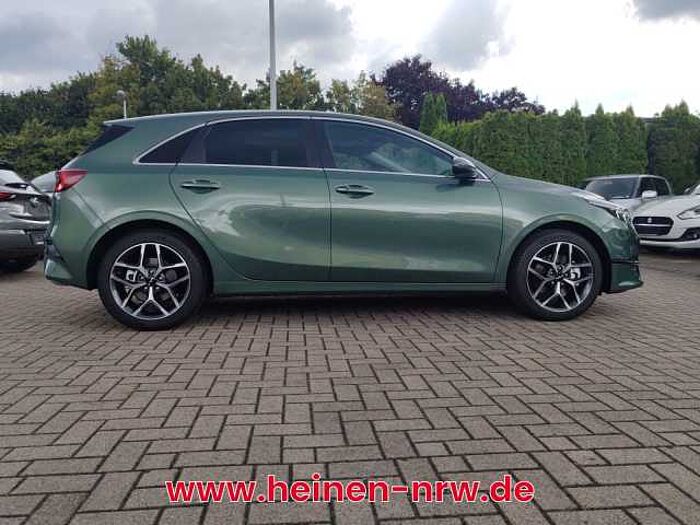 Kia ceed 1.5 PLATINUM DCT NAVI LENRKAD & SITZHEIZUNG cee'd
