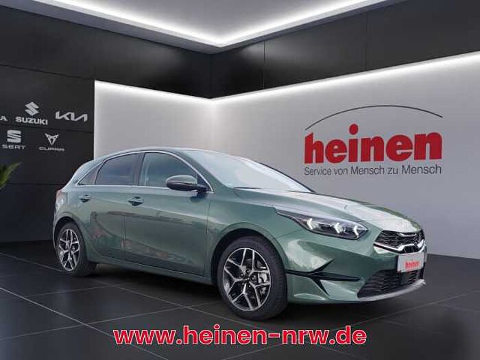 Kia ceed 1.5 PLATINUM DCT NAVI LENRKAD & SITZHEIZUNG cee'd