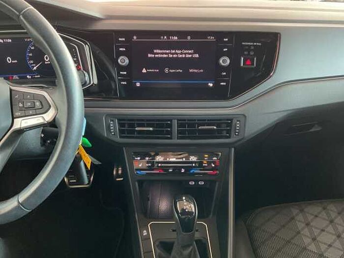 Volkswagen Polo VI 1.0 TSI DSG R-Line LED+BEATS+ACC+2xPDC