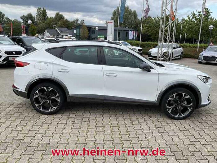 CUPRA Formentor 1.5 TSI DSG NAVI LED ACC
