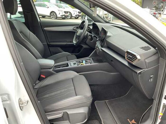 CUPRA Formentor 1.5 TSI DSG NAVI LED ACC