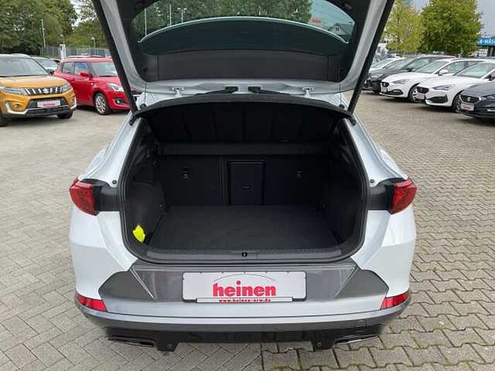 CUPRA Formentor 1.5 TSI DSG NAVI LED ACC