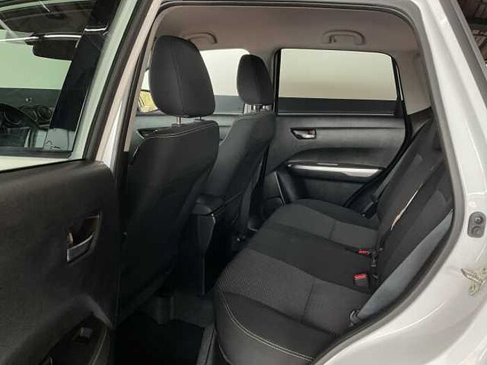 Suzuki VITARA 1.4 Comfort Hybrid LED NAVI KAMERA ACC