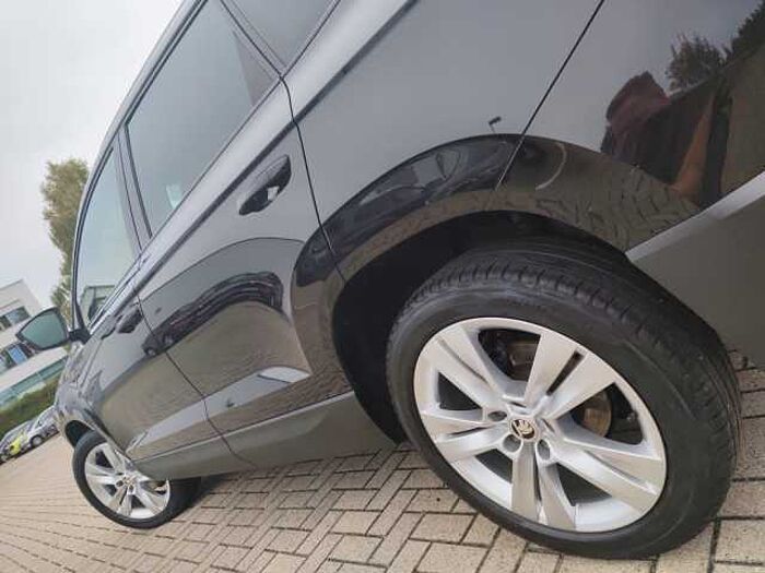 SKODA Karoq 1.5 TSI DSG Style Navi+SHZ+2xKlima+KeyLess