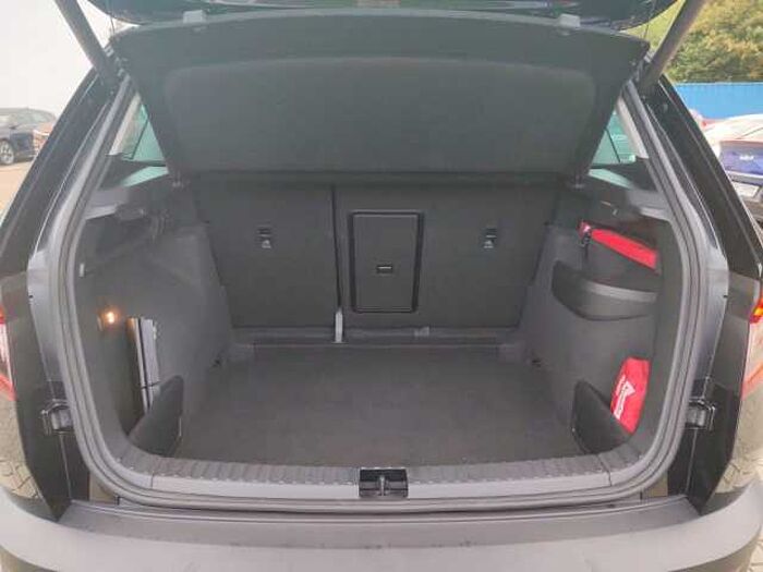 SKODA Karoq 1.5 TSI DSG Style Navi+SHZ+2xKlima+KeyLess