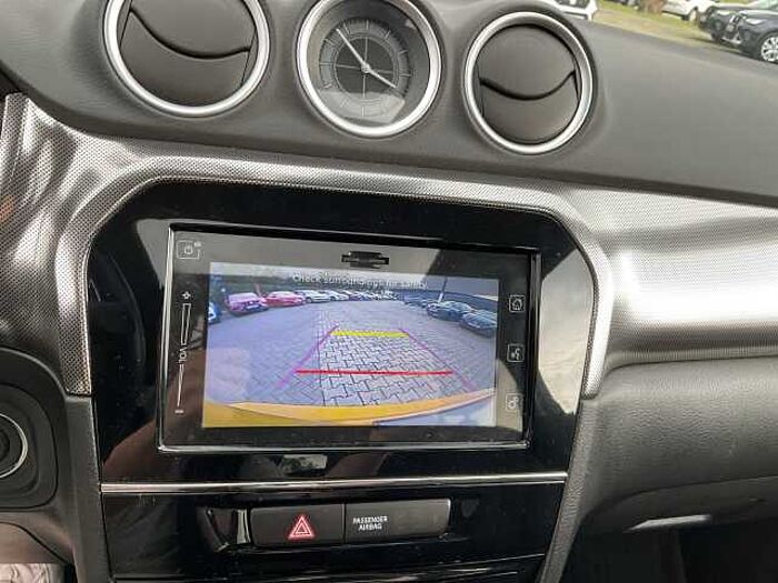 Suzuki Vitara 1.4 Comfort+ Allgrip NAVI LED AHK PANO