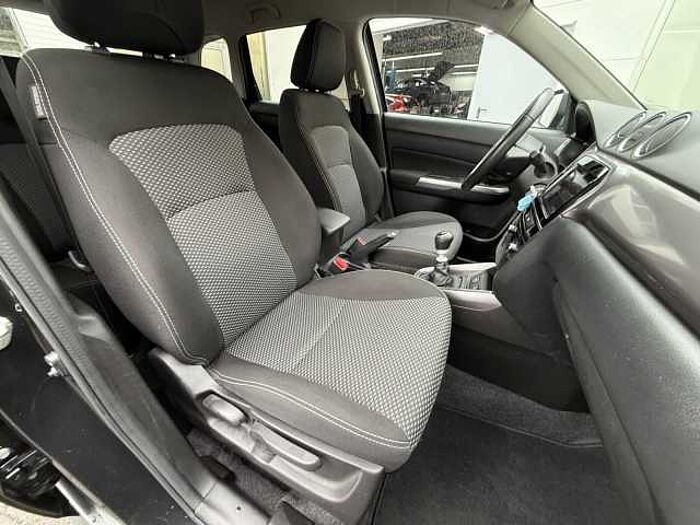 Suzuki VITARA 1.4 Comfort Hybrid LED+NAVI+CARPLAY+DAB