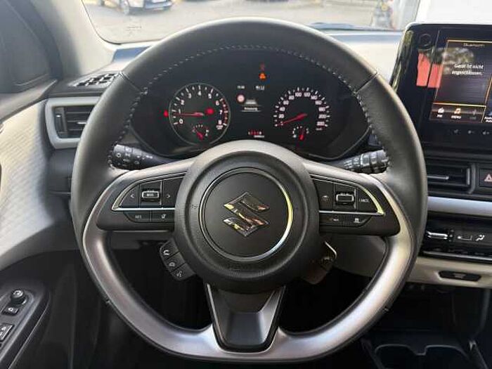 Suzuki Swift 1.2 Comfort PLUS RÜCKFAHRKAMERA+NAVI+ACC Dualjet 61 kW Comfort+