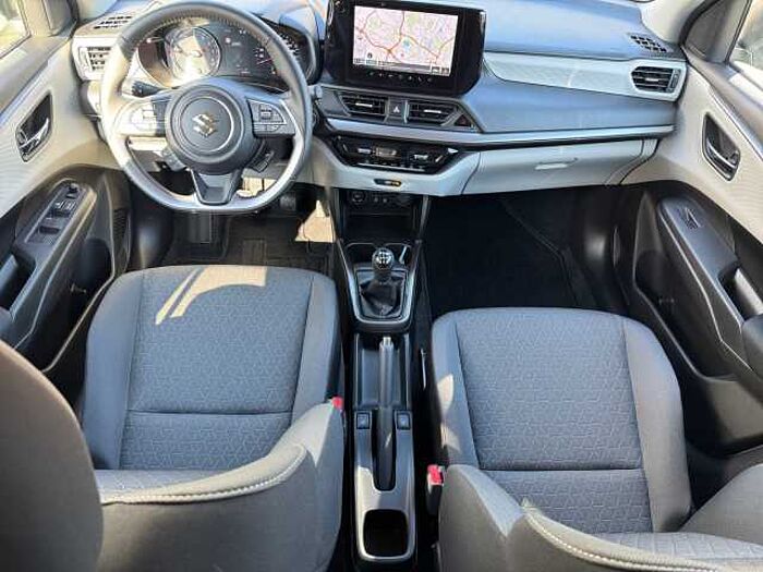 Suzuki Swift 1.2 Comfort+ NAVI LED ACC Dualjet 61 kW