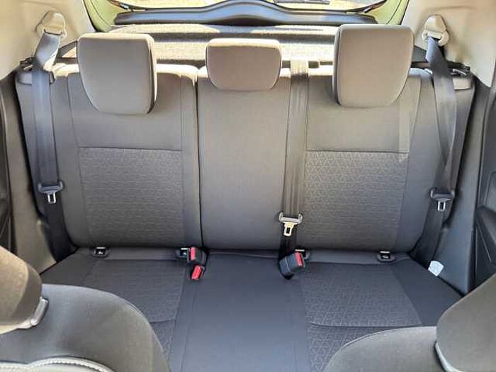 Suzuki Swift 1.2 Comfort+ NAVI LED ACC Dualjet 61 kW