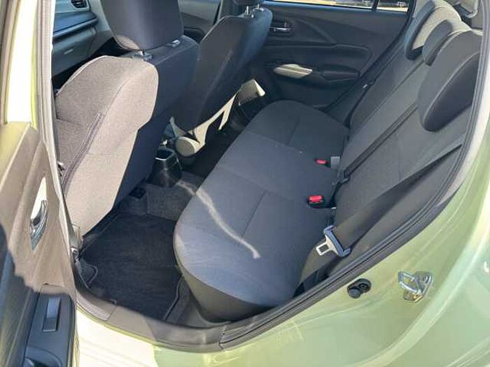 Suzuki Swift 1.2 Comfort+ NAVI LED ACC Dualjet 61 kW